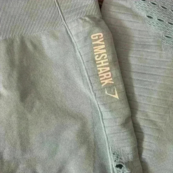 Gymshark baby blue workout leggings - Picture 2 of 3